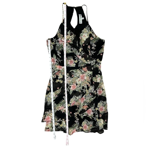 Almost Famous Black Floral Dress - Medium - Picture 9 of 12